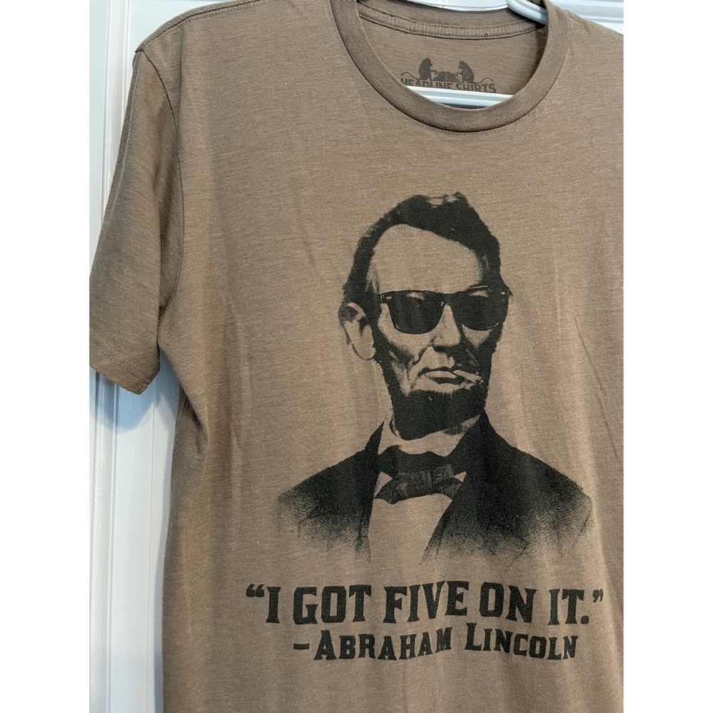 Unisex small Abe Lincoln tee